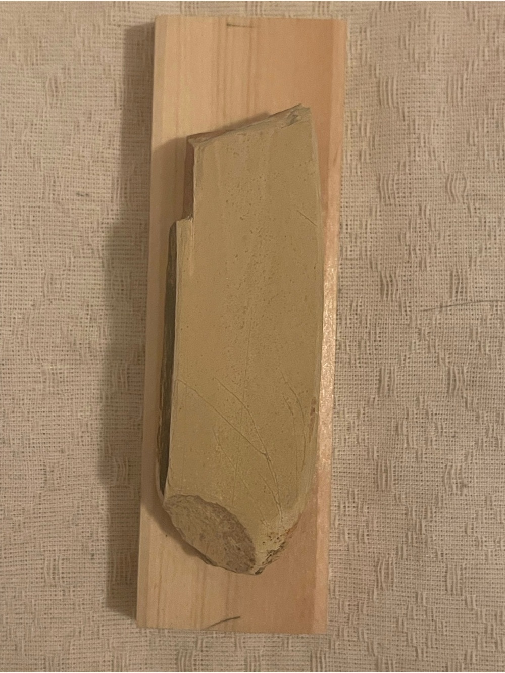 Japanese Natural Whetstone 114g Nakayama 中山合砥 kiita 黃板 Grit 10000 台付き